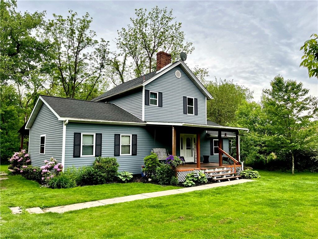Property Photo: 2513 Old Route 18 PA 16157