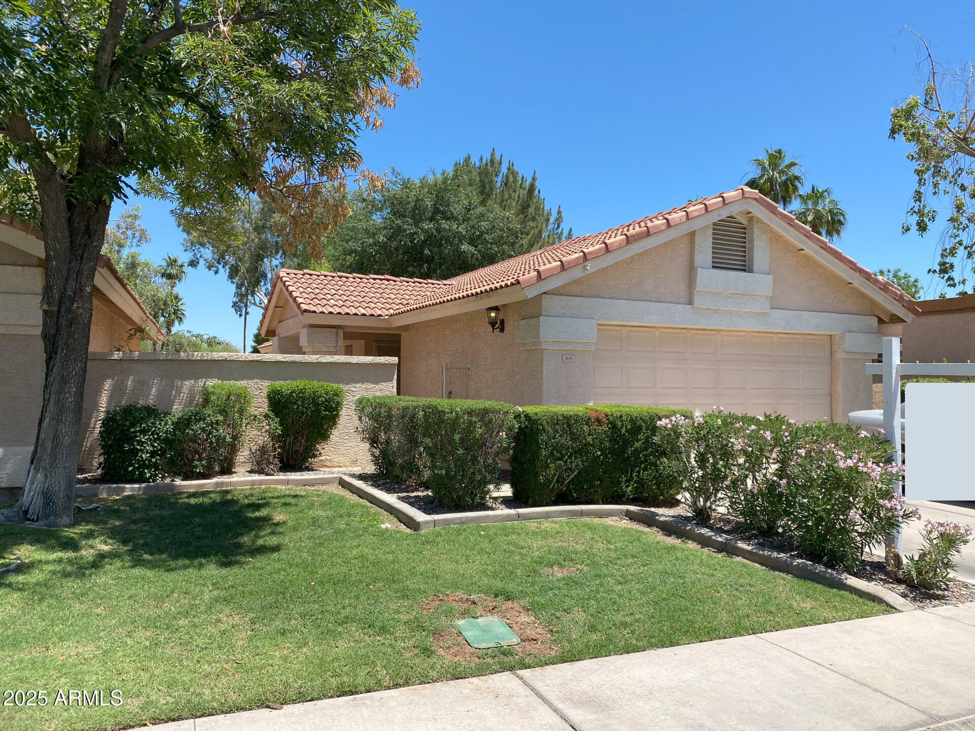 Property Photo: 1020 W Sunward Drive AZ 85233
