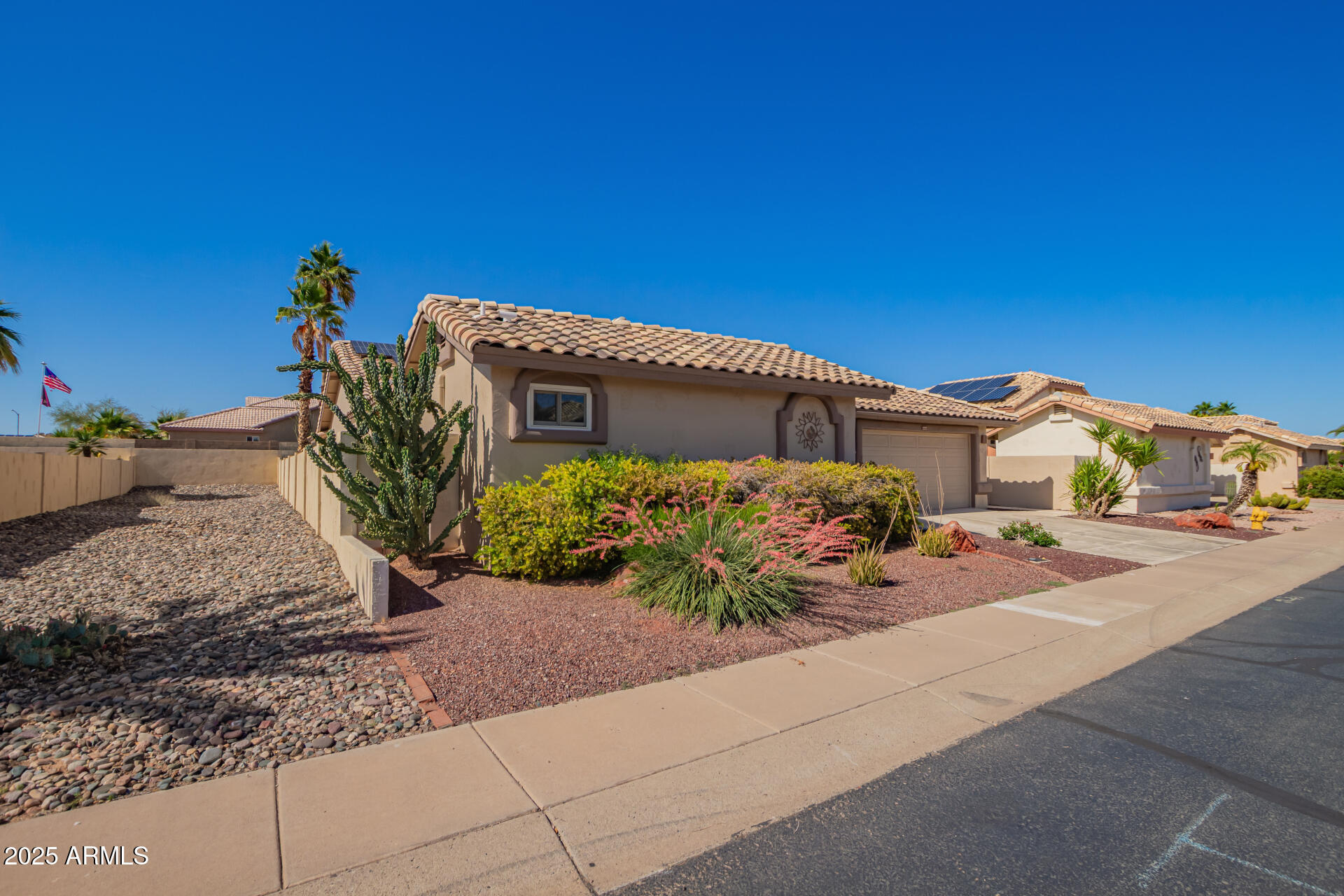 Property Photo: 14390 W Morning Star Trail AZ 85374