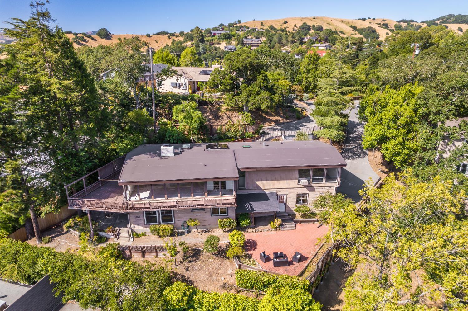 175 Ridge Road  San Anselmo CA 94960 photo