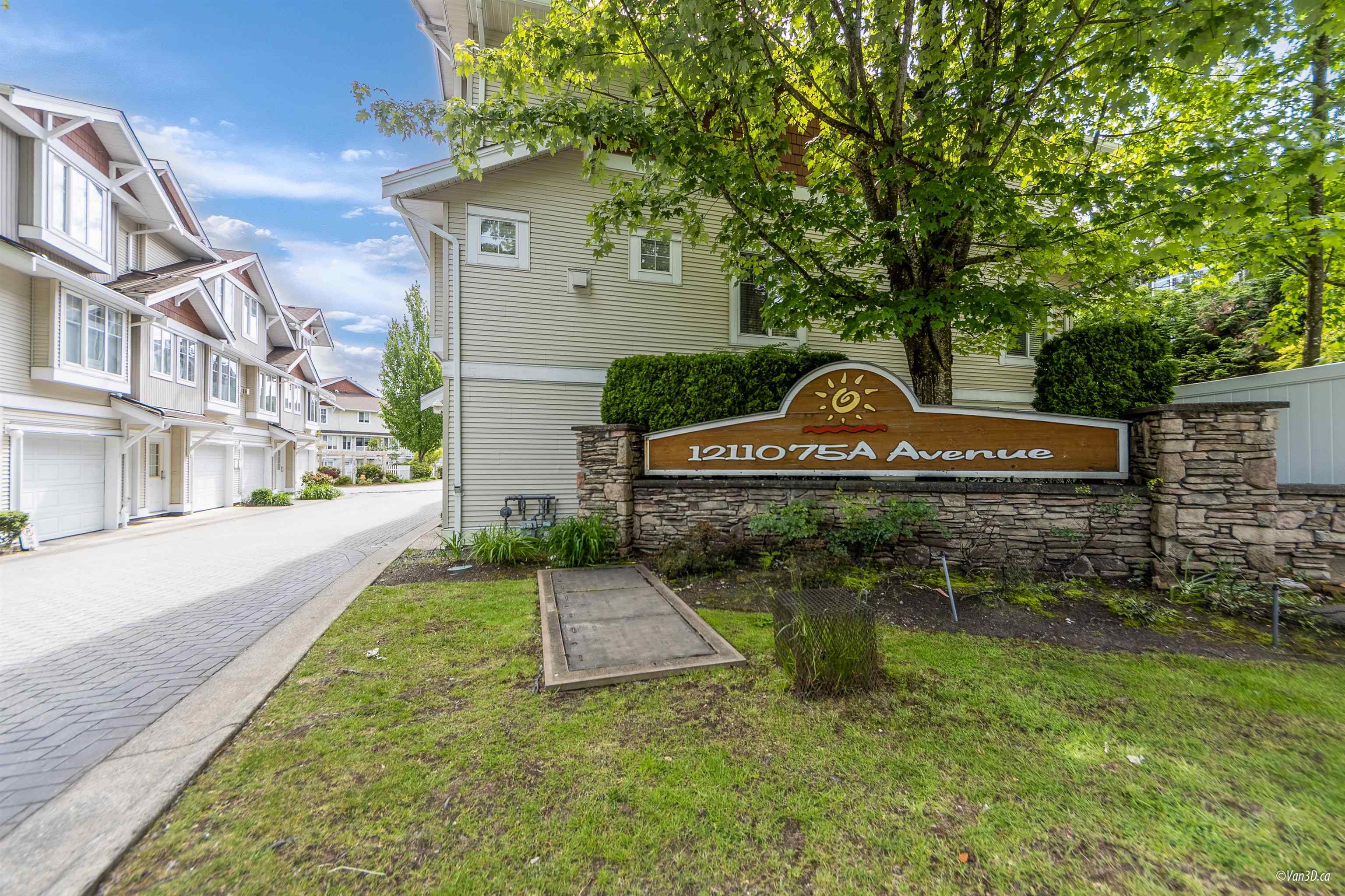 Photo de la propriété: 12110 75A Avenue 36 BC V3W 1M1