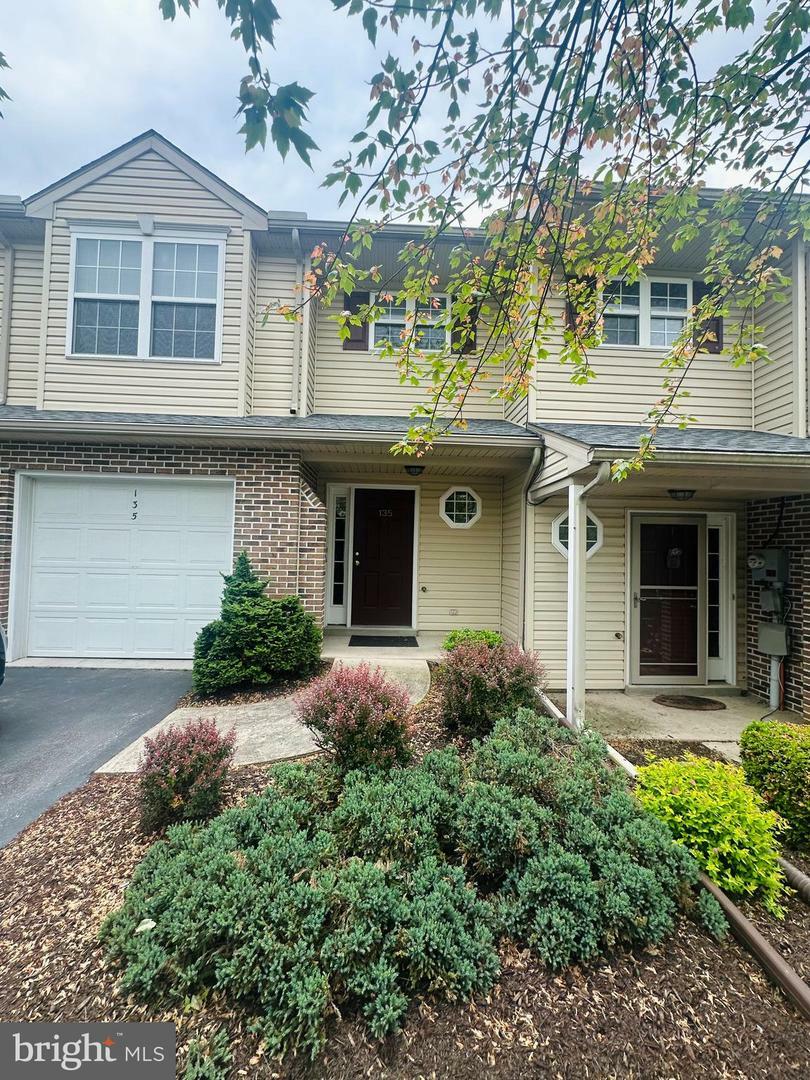 Property Photo:  135 Cardinal Lane  PA 17036 