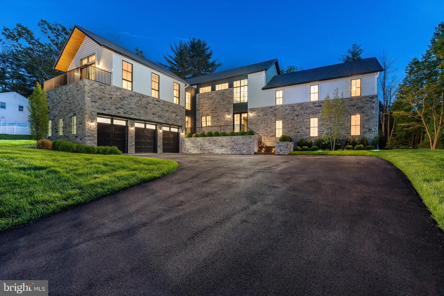 Property Photo:  918 Ethan Allen Road  PA 19312 
