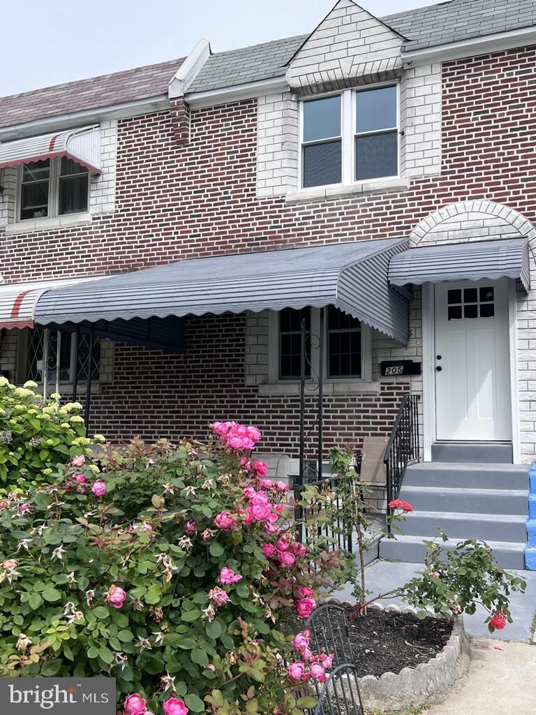Property Photo:  205 Cambridge Road  PA 19018 