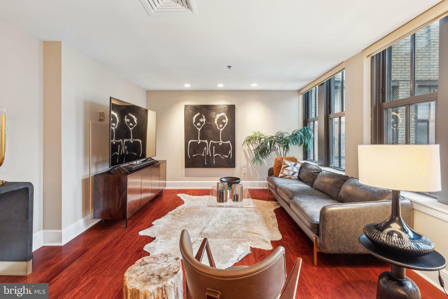 Property Photo: 1500 Chestnut Street 20K PA 19102