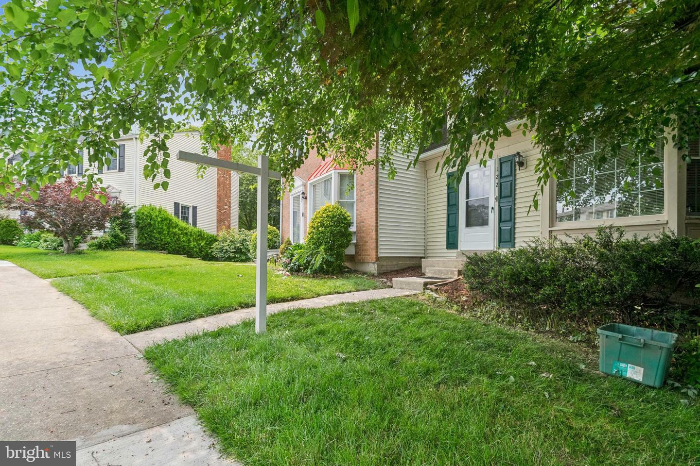 Property Photo: 122 Sharpstead Lane MD 20878