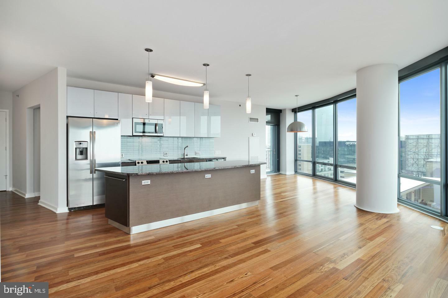 Property Photo:  2101 Market Street 902  PA 19103 