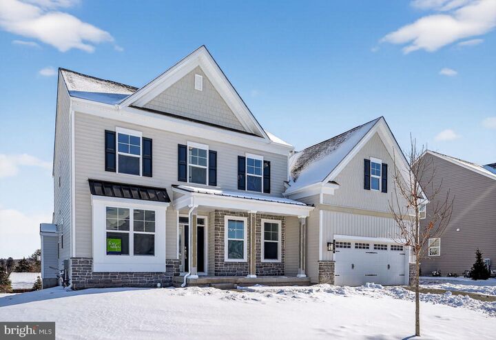 Property Photo:  126 Ashford Drive  PA 18036 