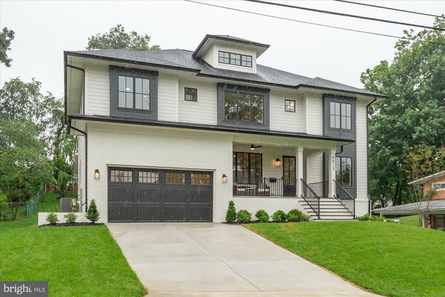 Property Photo: 6613 Byrnes Drive VA 22101