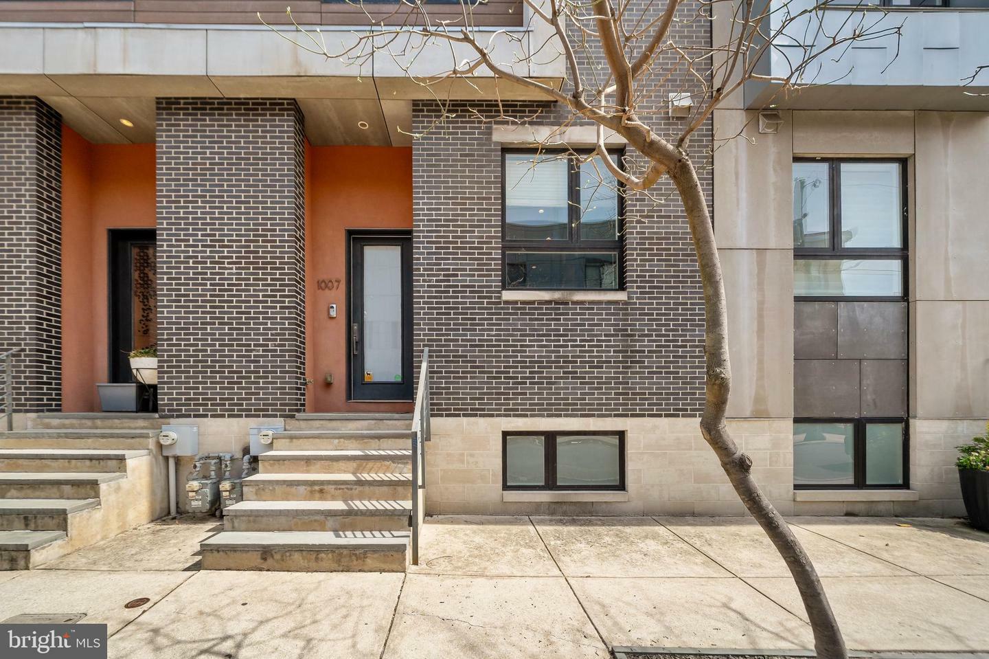 Property Photo:  1007 S 17th Street  PA 19146 