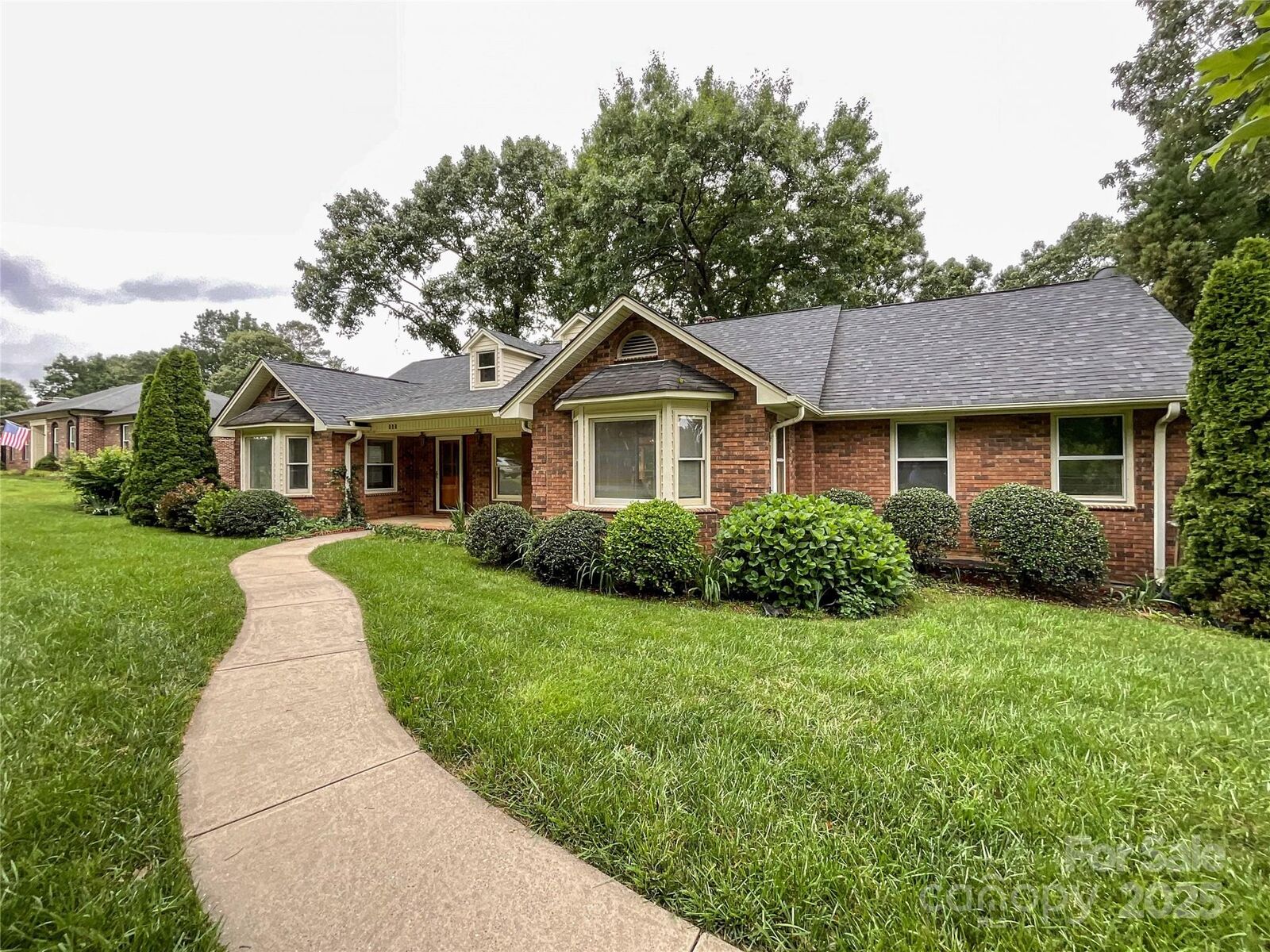 Property Photo: 965 Hunting Avenue NC 28092