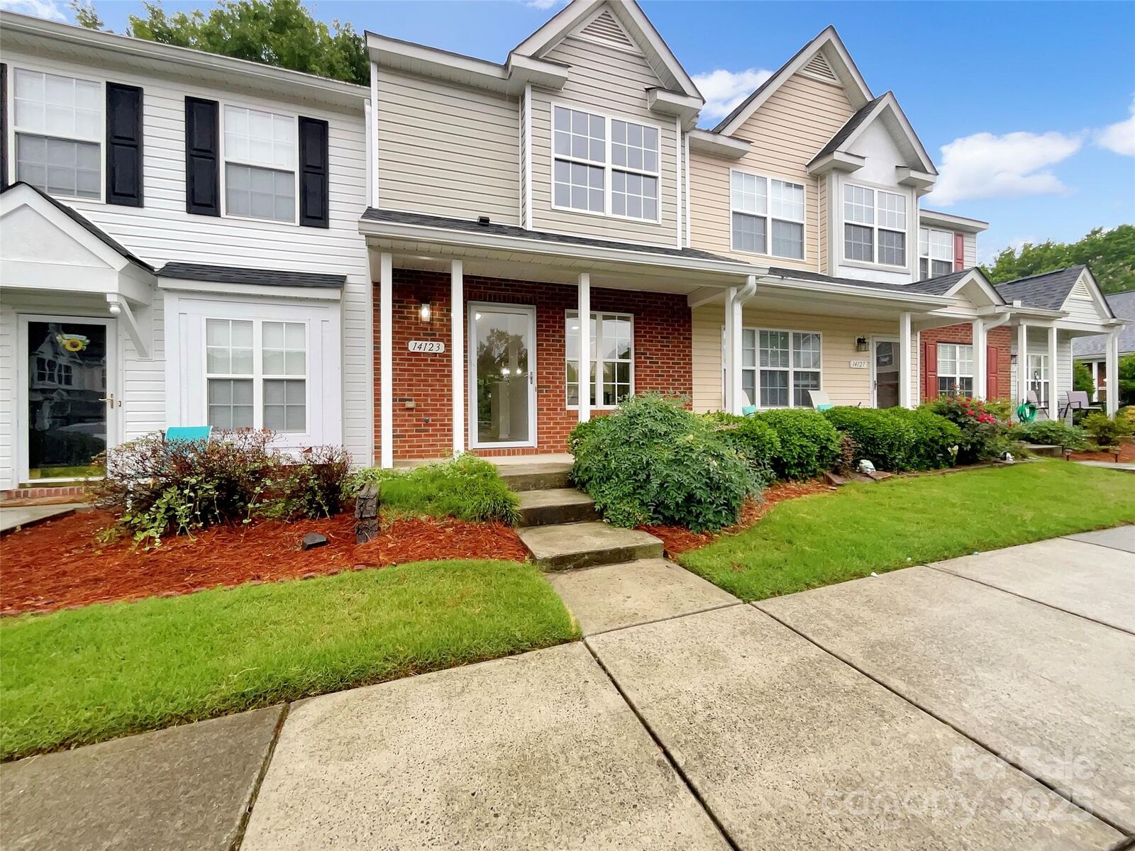 Property Photo: 14123 Tranters Creek Lane NC 28273
