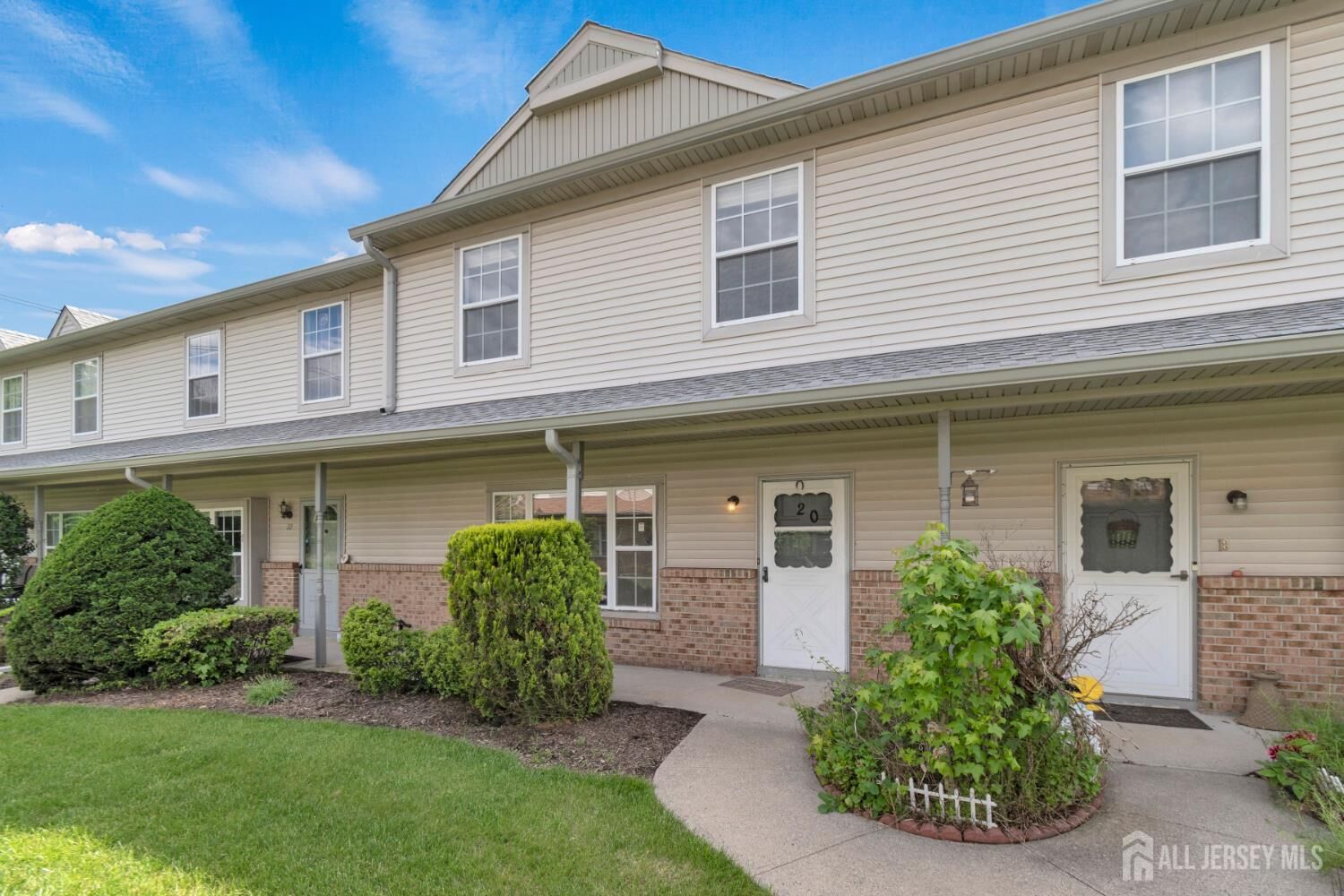 Property Photo: 20 Sassafras Court NJ 08902