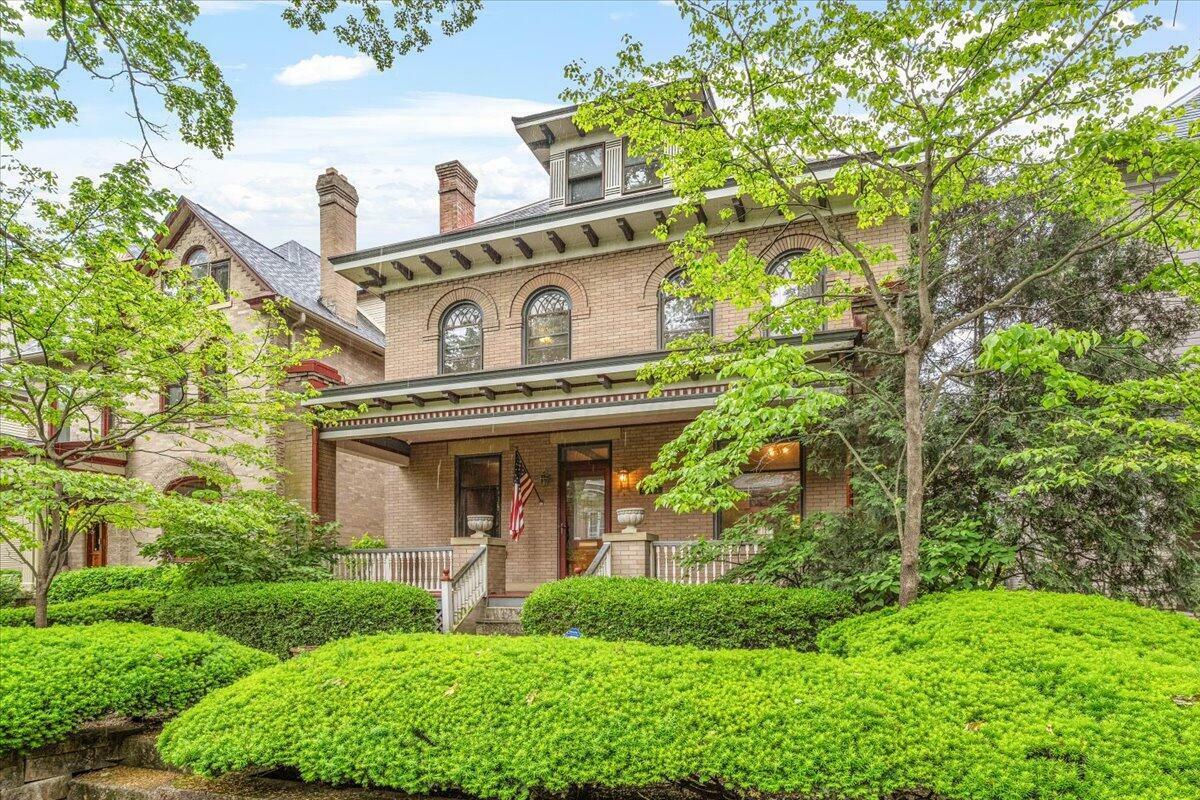 355 W 7th Avenue  Columbus OH 43201 photo