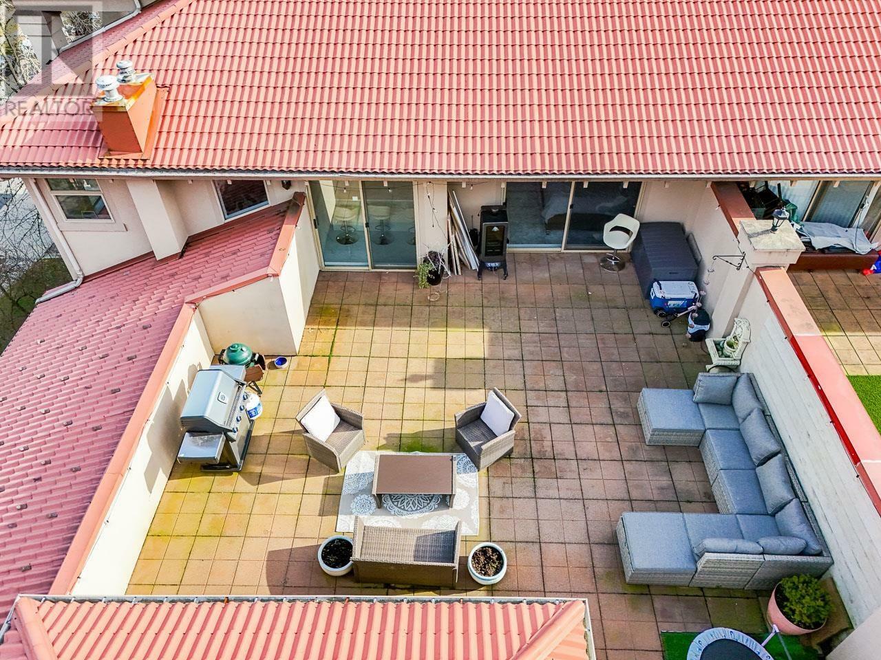 Property Photo: 3176 Plateau Boulevard 408 BC V3E 3J2