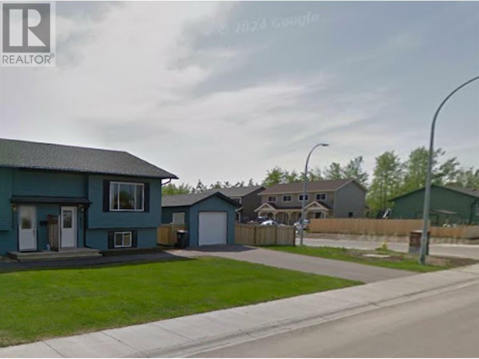 8717 85 Avenue  Fort St. John BC V1J 0E6 photo