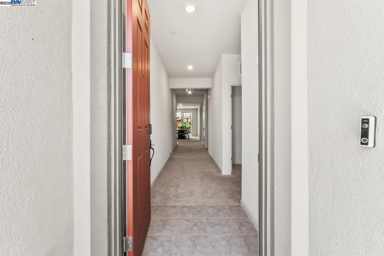 Property Photo: 323 Sacramento St CA 95330