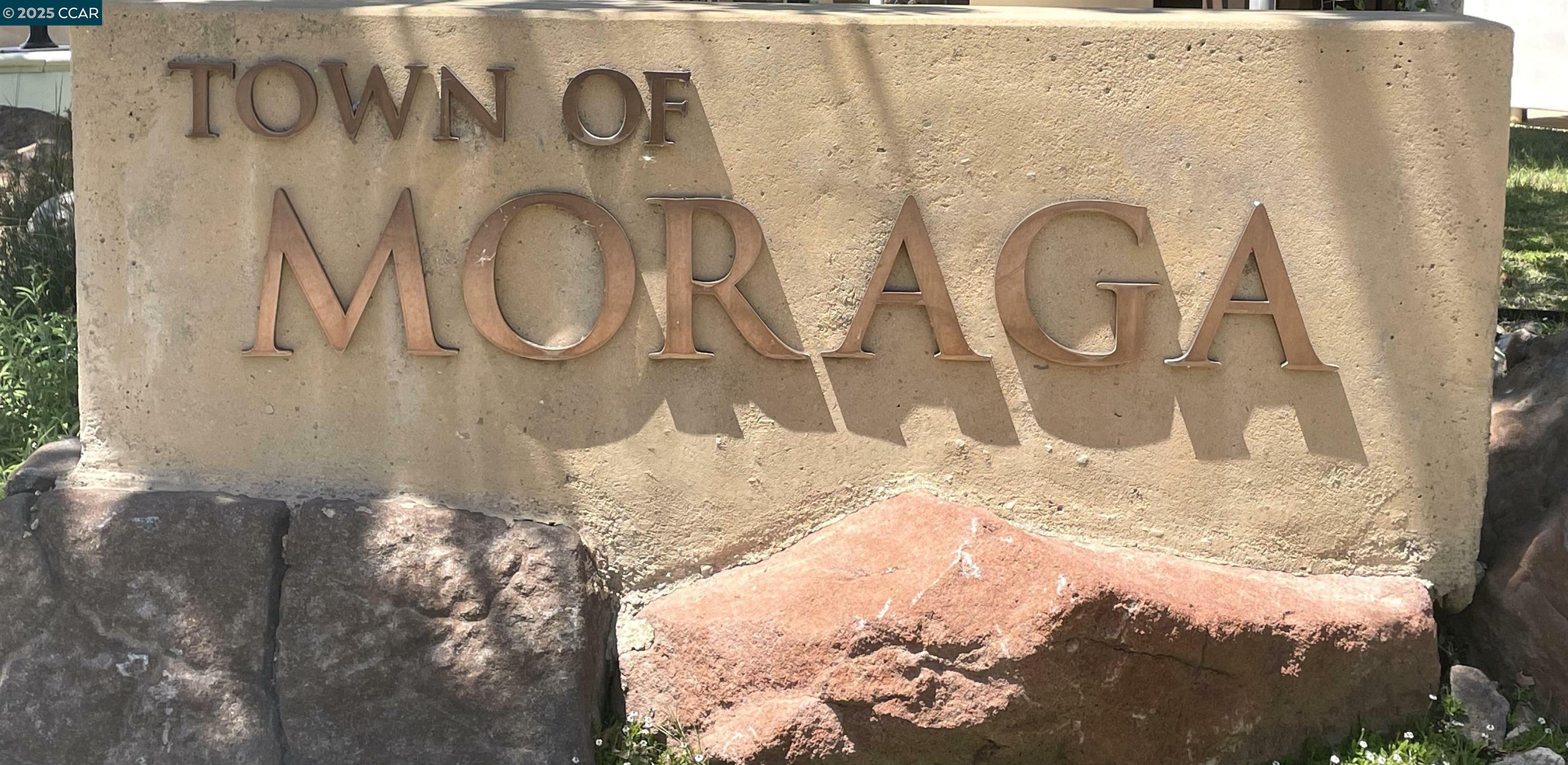 Property Photo: 2059 Ascot Dr. 111 CA 94556