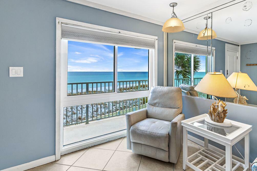 Property Photo: 667 Nautilus Court 302 FL 32548