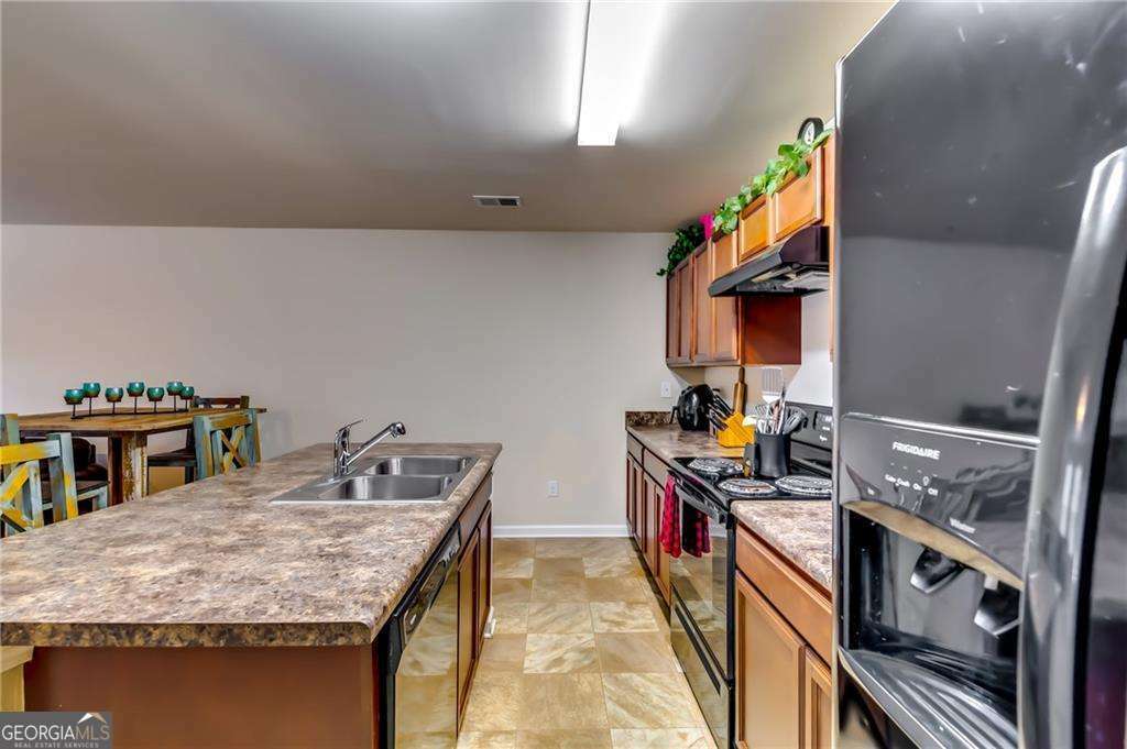 Property Photo: 1155 Magnolia Gardens Walk GA 30253