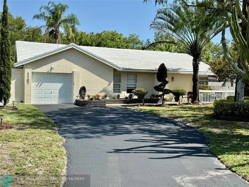 1167 NW 90th Ln  Coral Springs FL 33071 photo