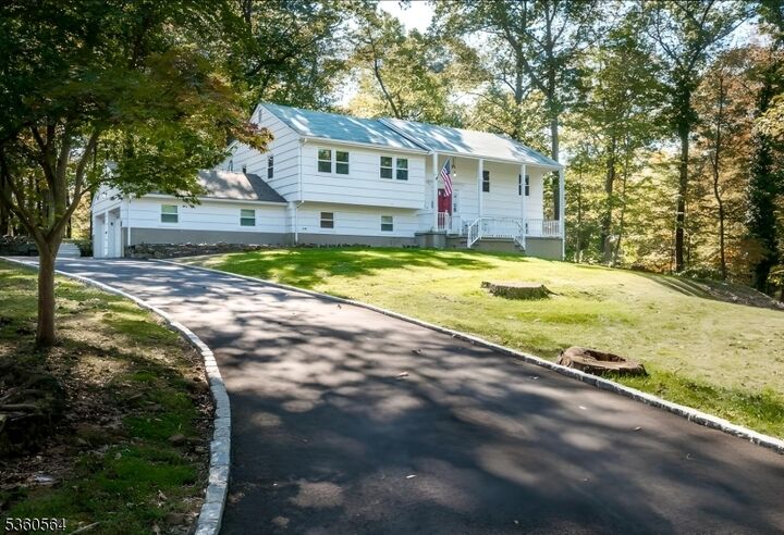 37 King George Rd  Warren Twp. NJ 07059 photo