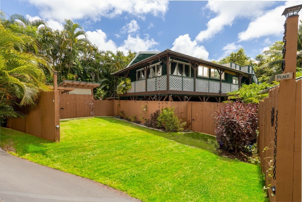 Property Photo: 3590 Moloaa Rd HI 96746