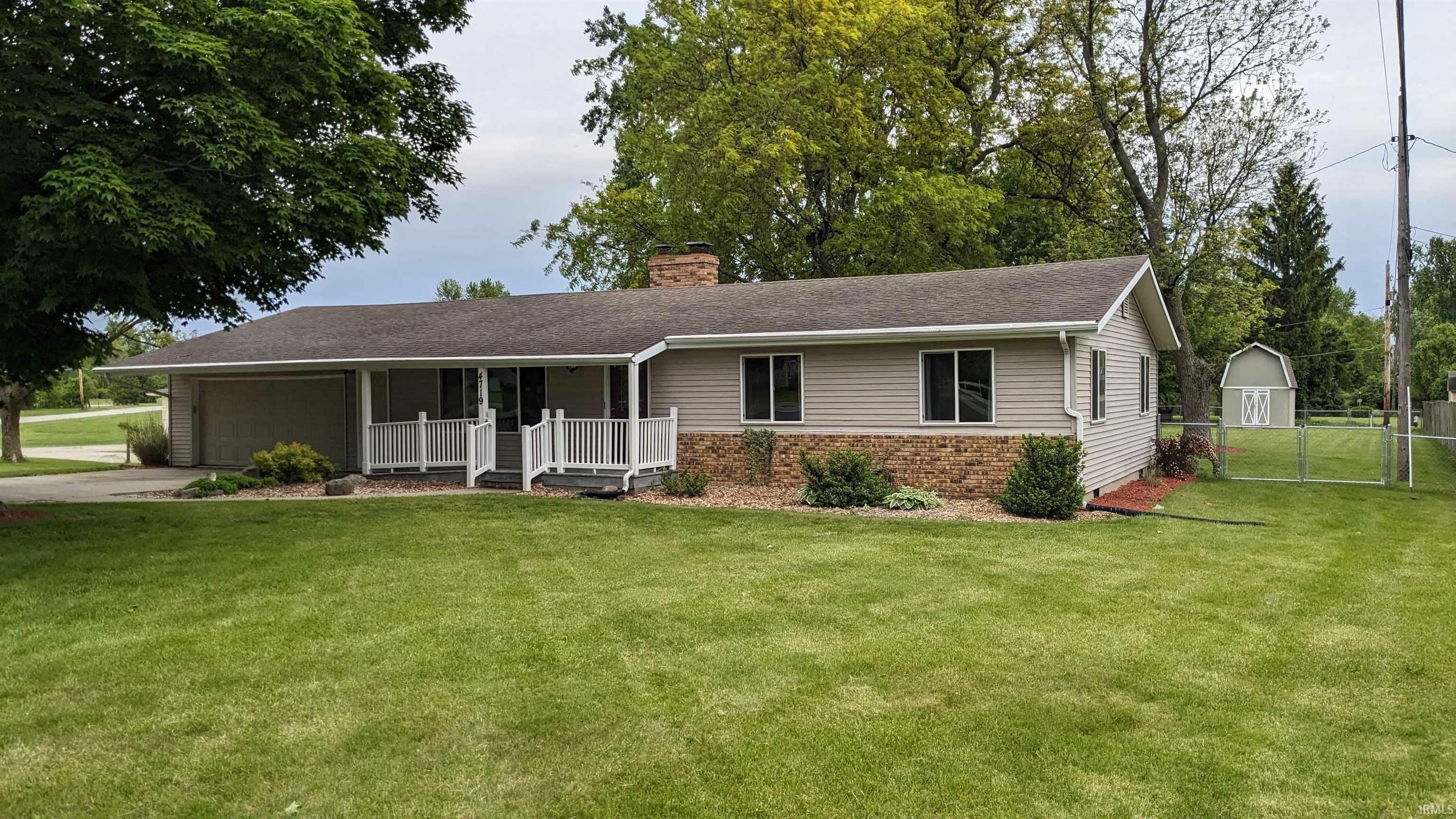 Property Photo: 4719 Leesburg Road IN 46808