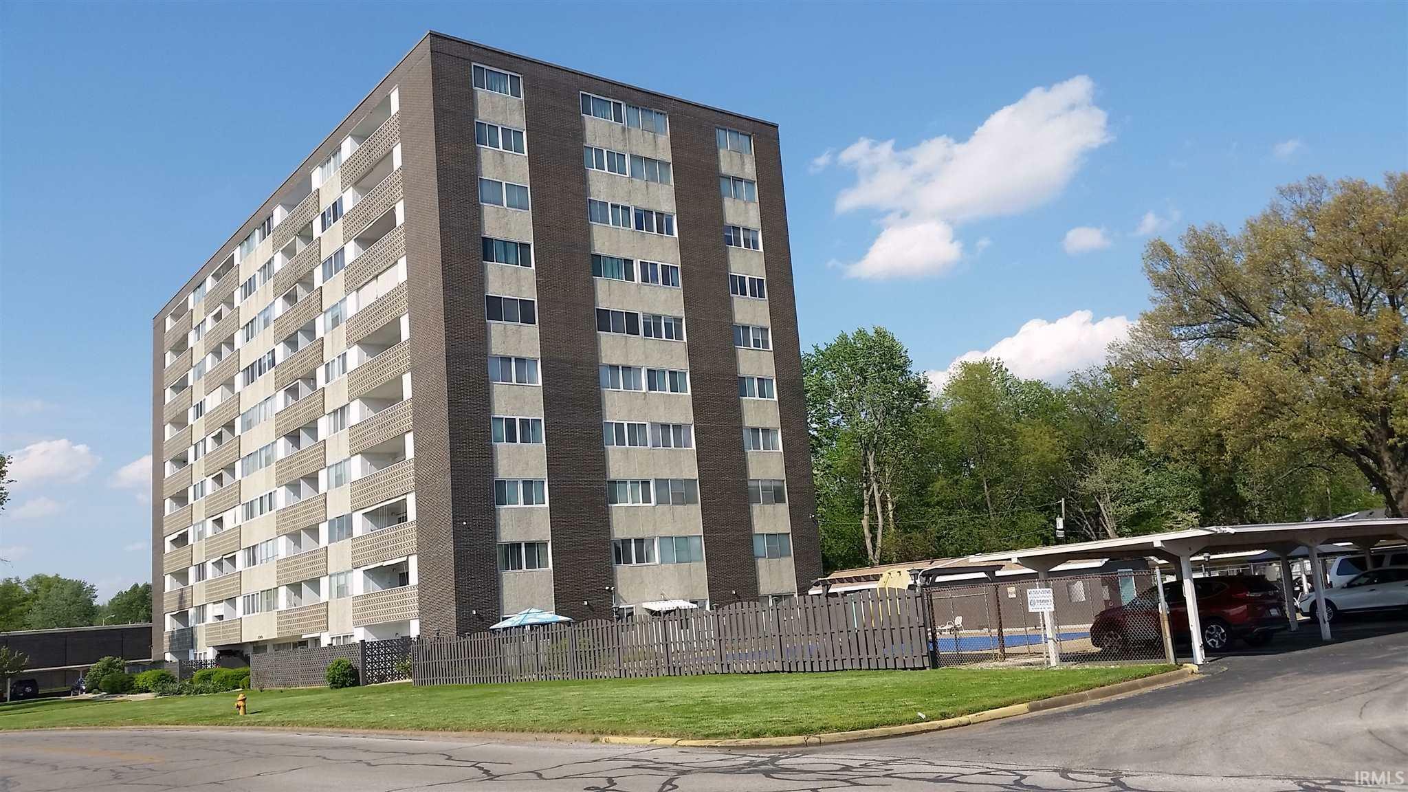 Property Photo: 1100 Erie Avenue 1007 IN 47715-4849