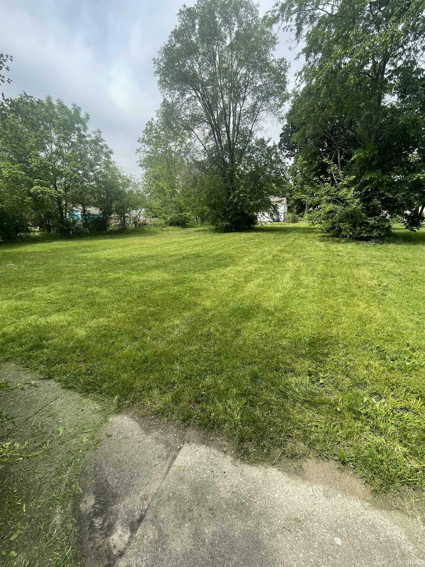 Property Photo:  715 Blaine Avenue  IN 46616 