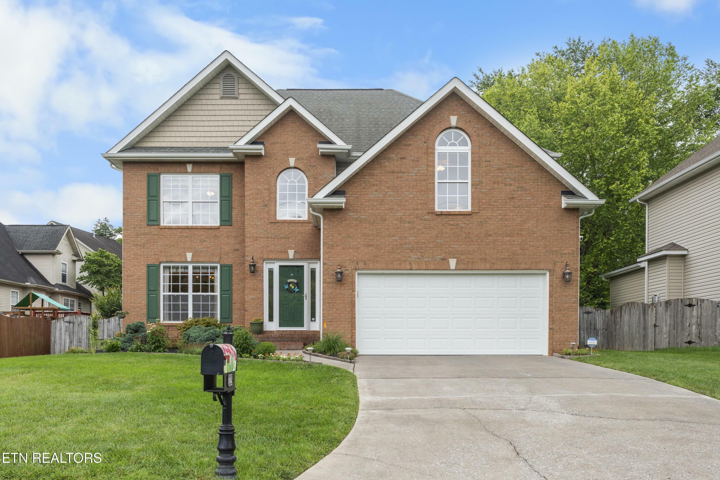 Property Photo: 1229 Greatcoat Lane TN 37922