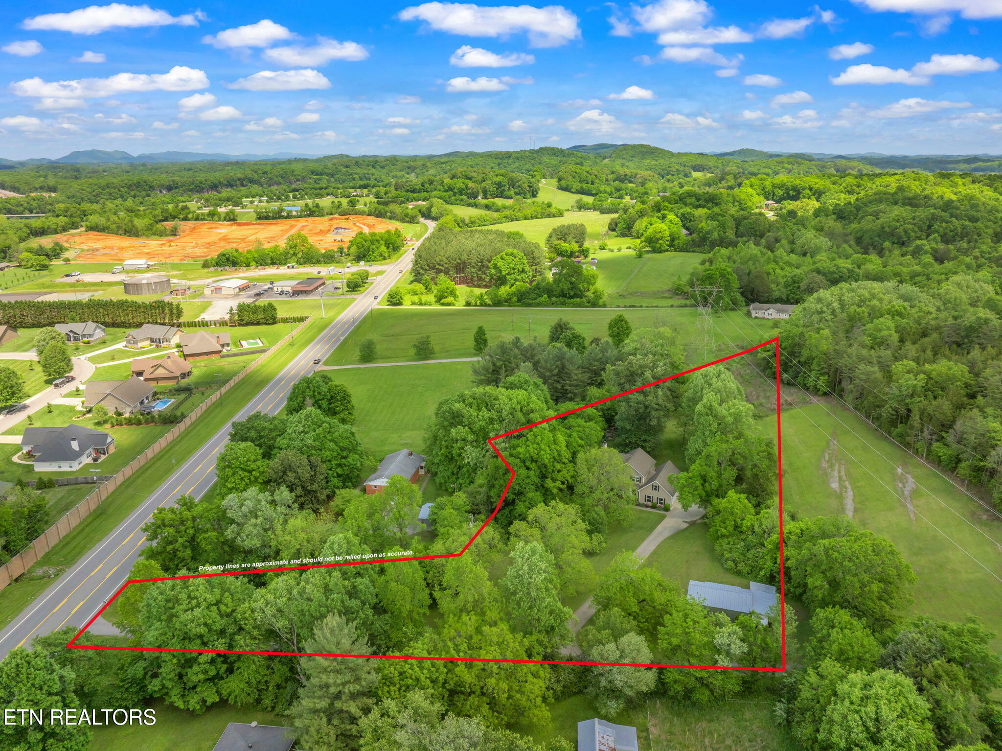 Property Photo: 1810 E John Sevier Hwy TN 37920