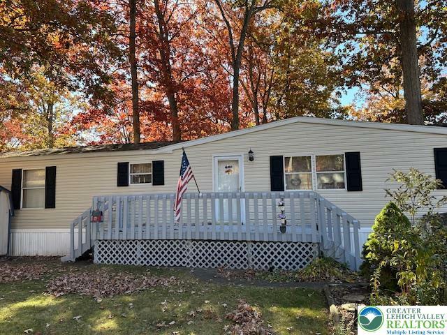 378 White Oak Lane  Moore Twp PA 18014 photo