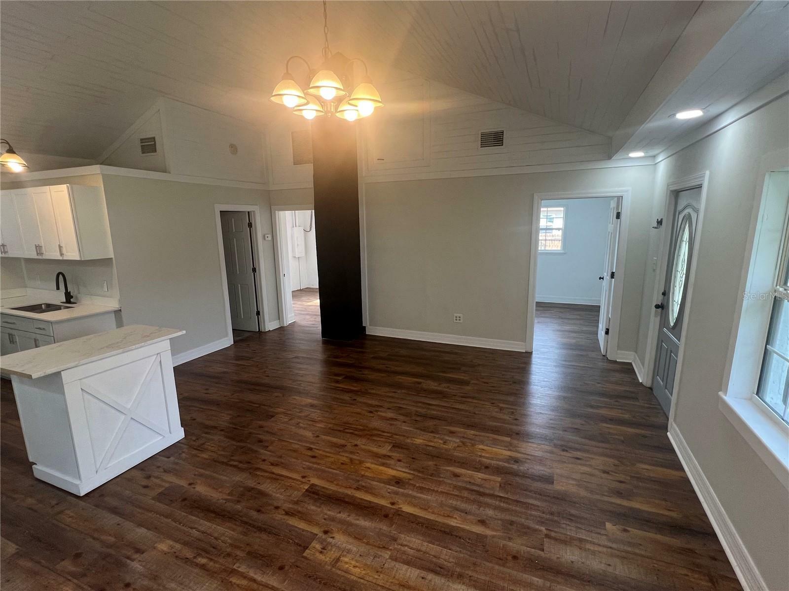 Property Photo: 18127 US Highway 41 FL 34610