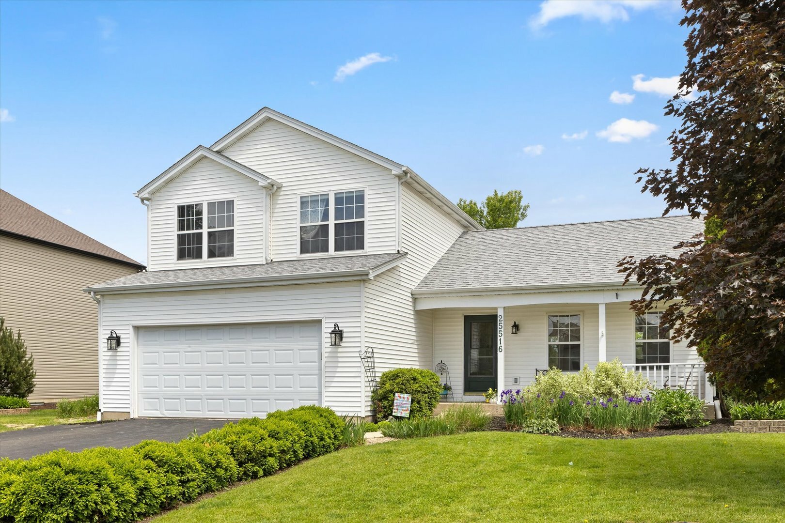 Property Photo:  25516 W Gateway Circle  IL 60585 
