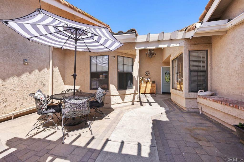 Property Photo: 15746 Via Calanova CA 92128