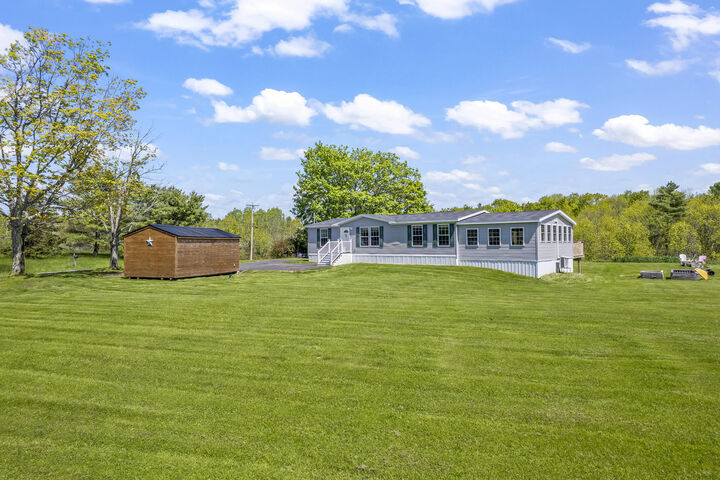 Property Photo:  538 Lincoln Street  ME 04357 