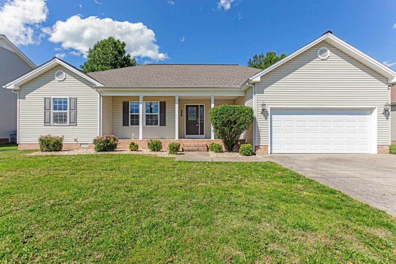 Property Photo: 991 Wing Tip Cir KY 42240