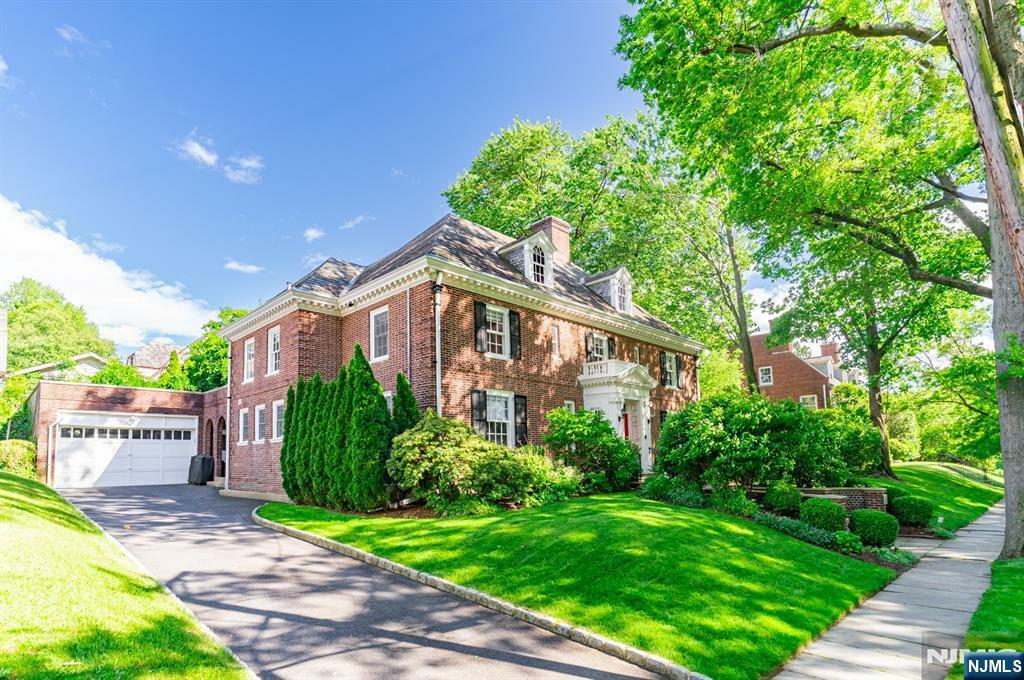 Property Photo: 655-661 Lake Street NJ 07104