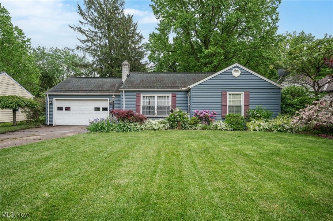 Property Photo: 21555 Mastick Road OH 44126