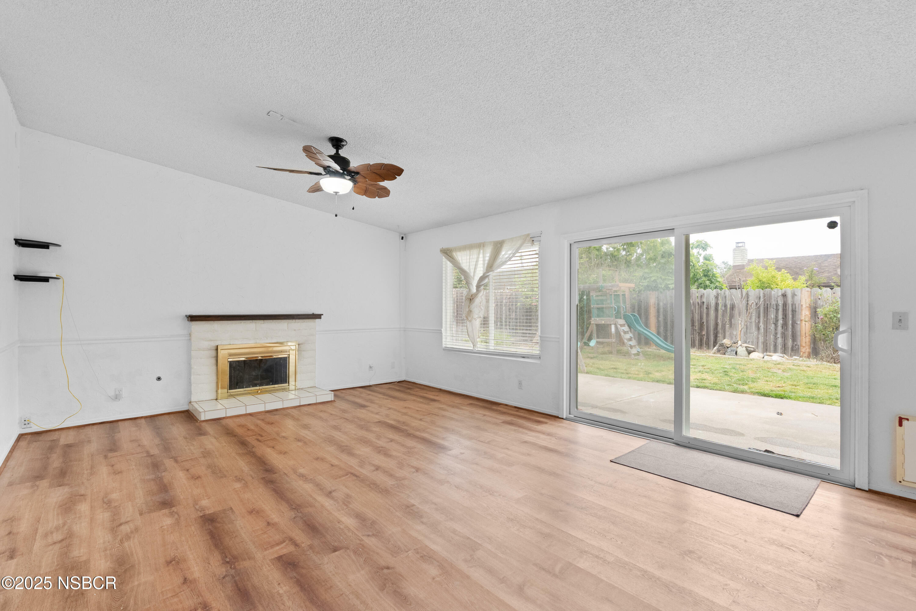 Property Photo:  204 S Tulip Street  CA 93436 