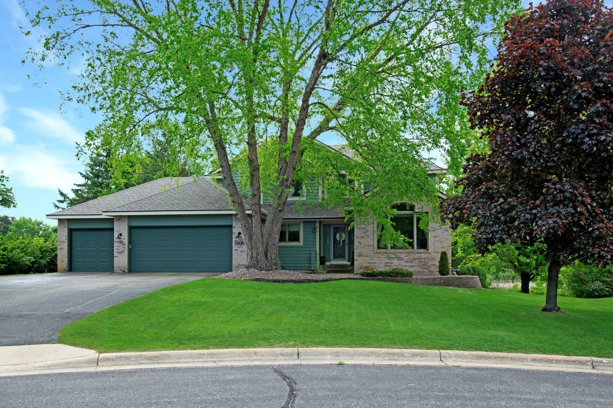 Property Photo: 2806 Jasmine Court MN 56301