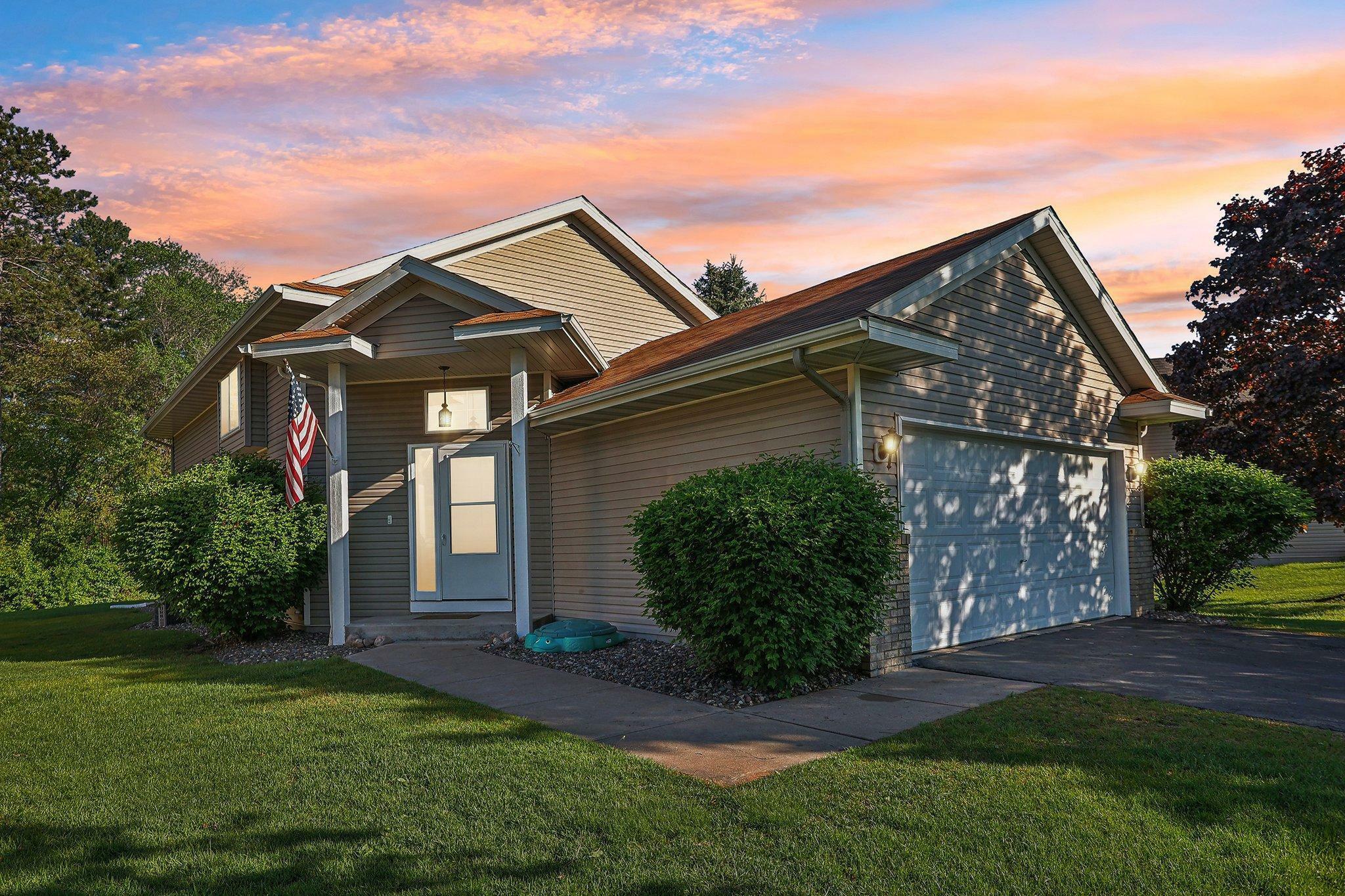 Property Photo: 25606 Forest Boulevard Lane MN 55092