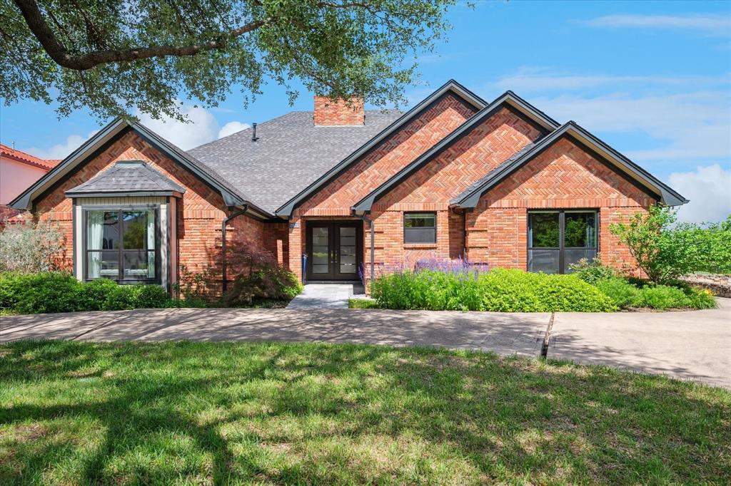 Property Photo: 2636 Brookside Drive TX 75063