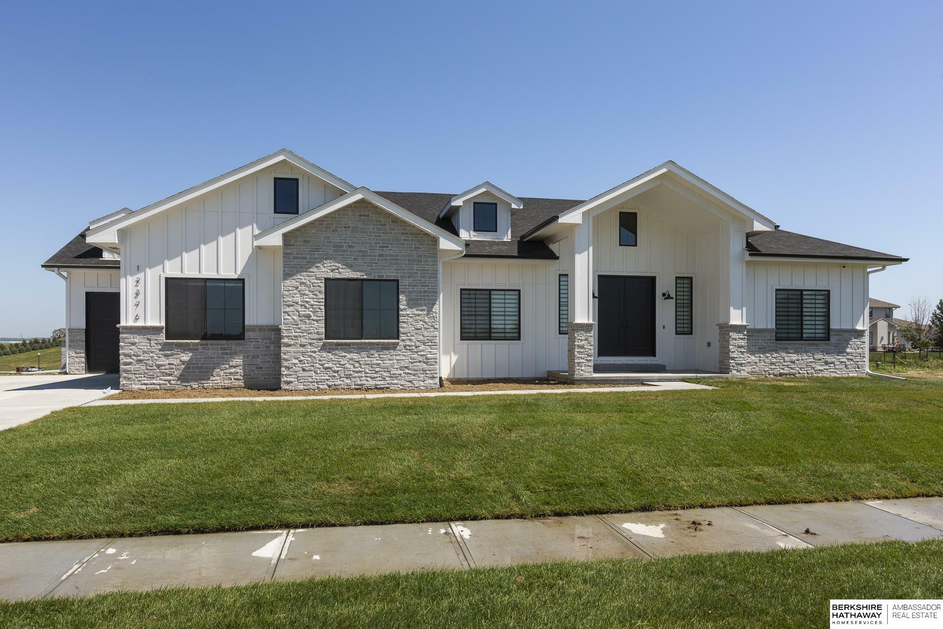 5717 S 200th Circle  Omaha NE 68135 photo