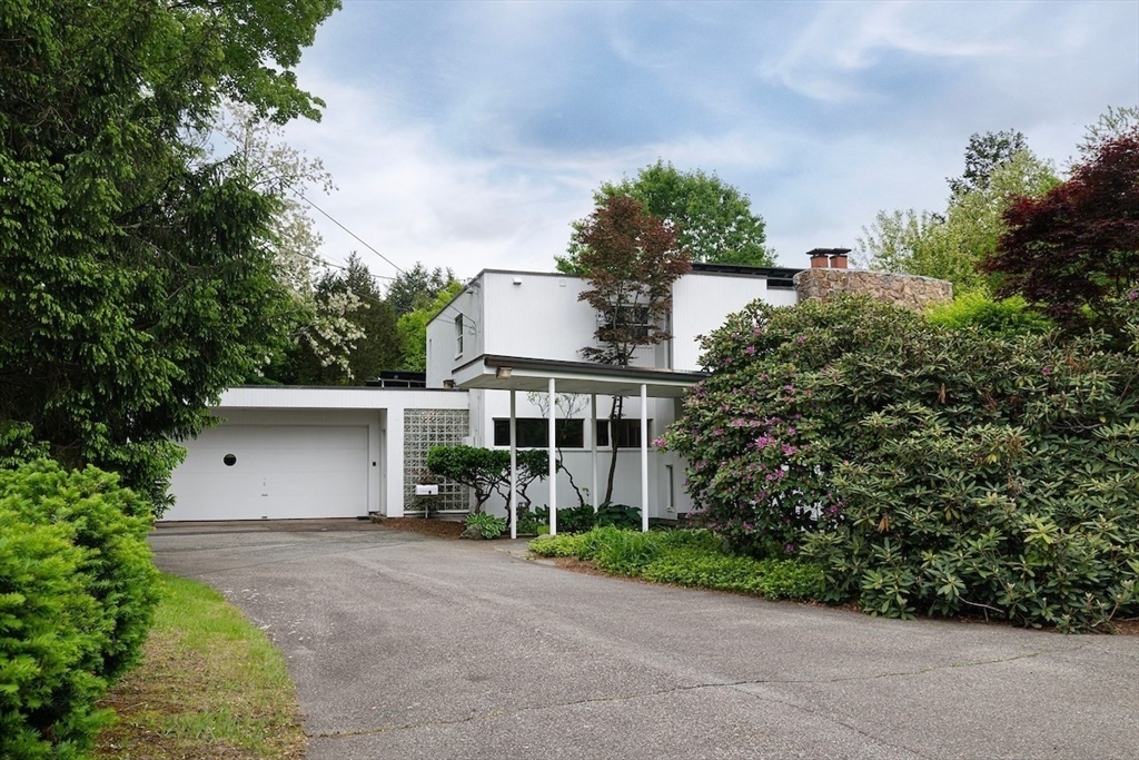 Property Photo: 325 Winter St MA 01701