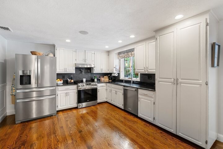 Property Photo:  12 Nancy Road  MA 01760 