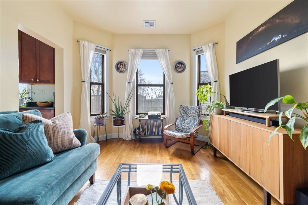 Property Photo: 42 Rockview St 6 MA 02130