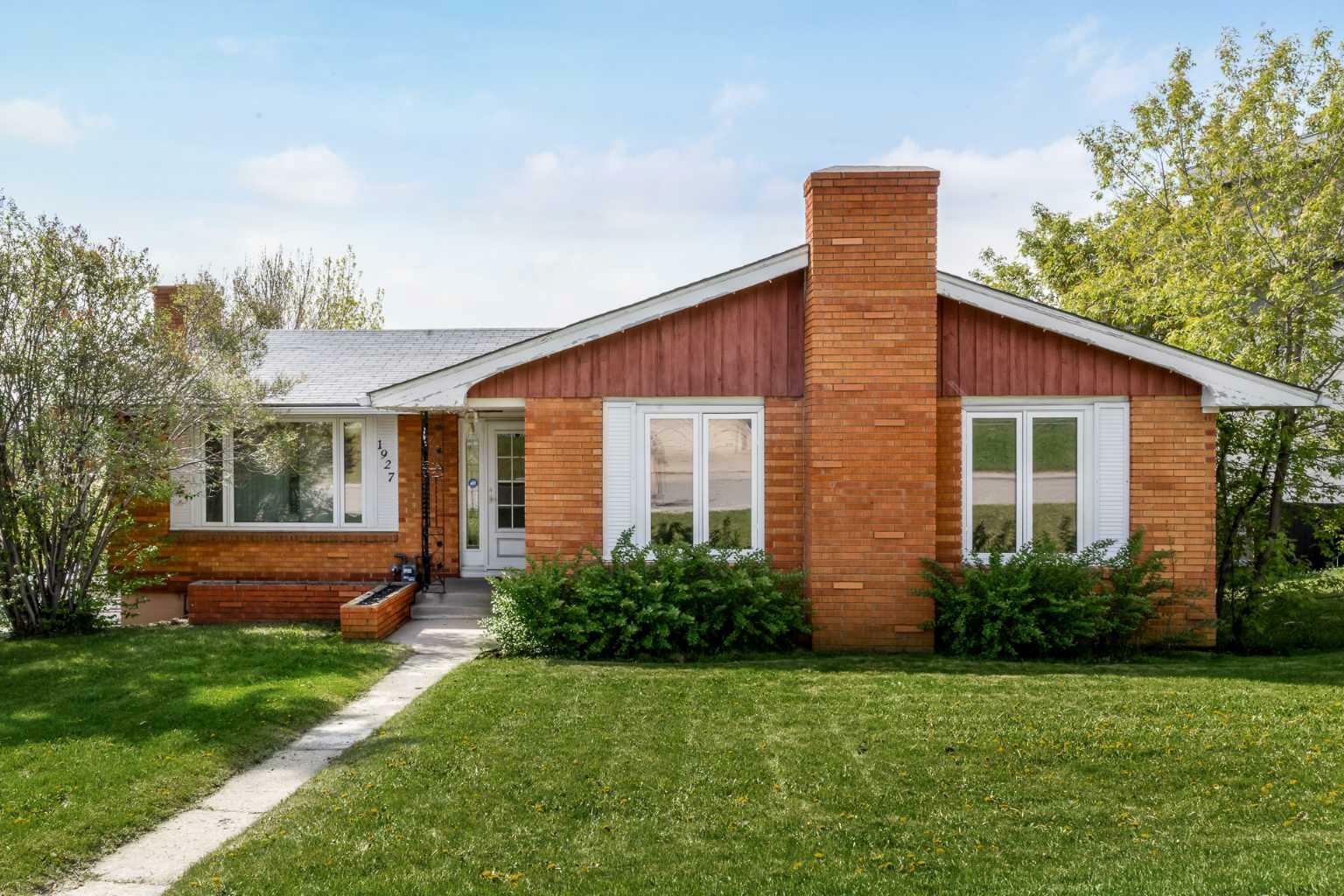 Photo de la propriété: 1927 Briar Crescent NW AB T2N 3V6