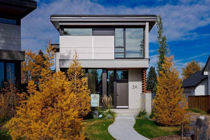 3A Willow Crescent SW  Calgary AB T3C 3B8 photo